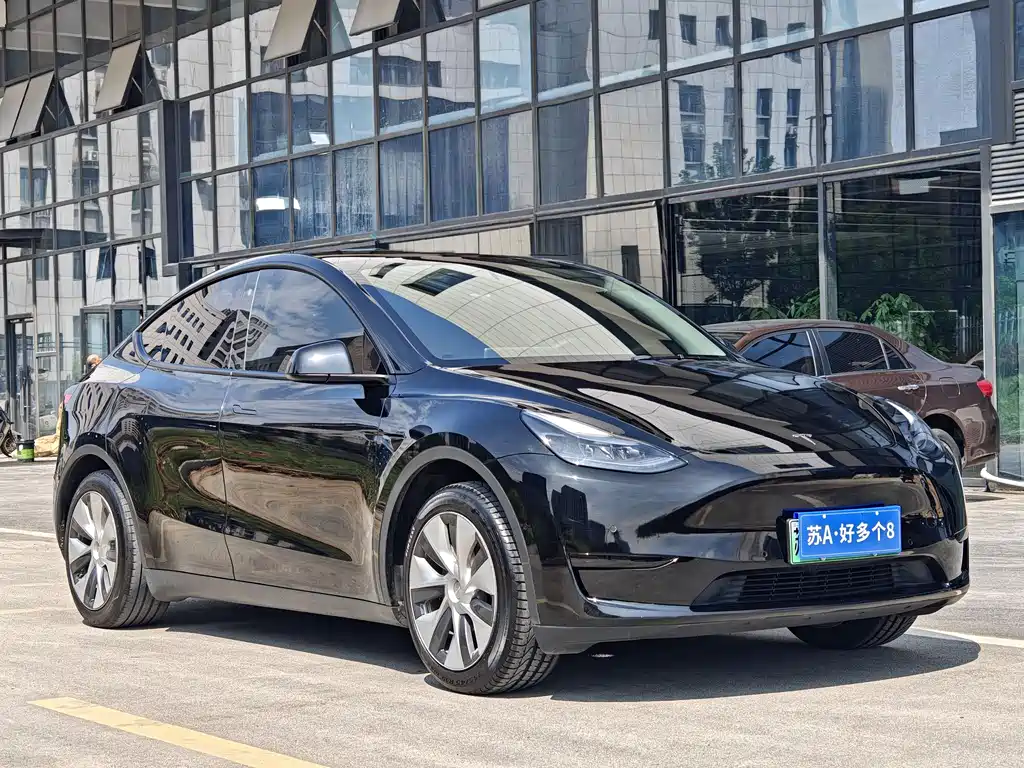 Tesla Model Y 2023 — фото 3