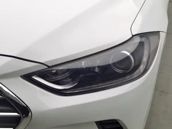 Hyundai Celesta 2016