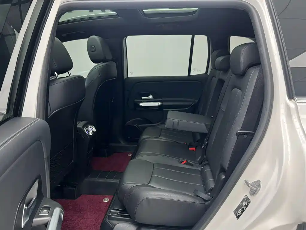 Mercedes-Benz GLB 2022 — фото 13