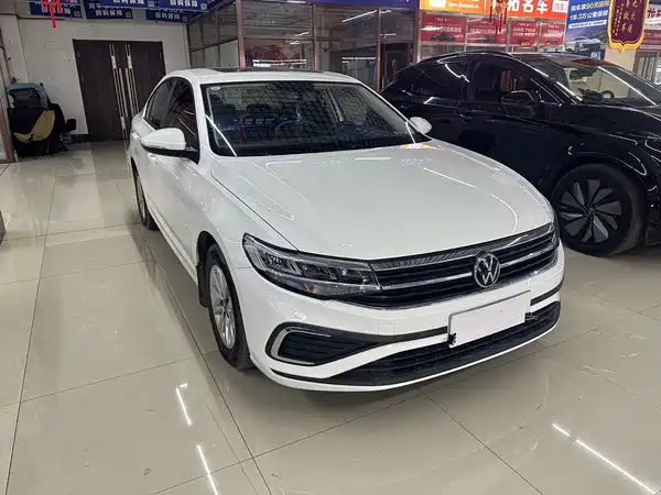 Volkswagen Bora 2023