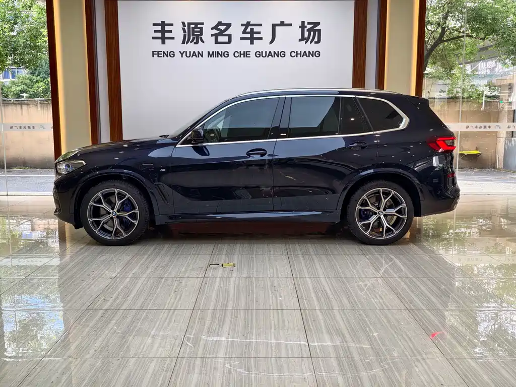BMW X5 2021 — фото 27