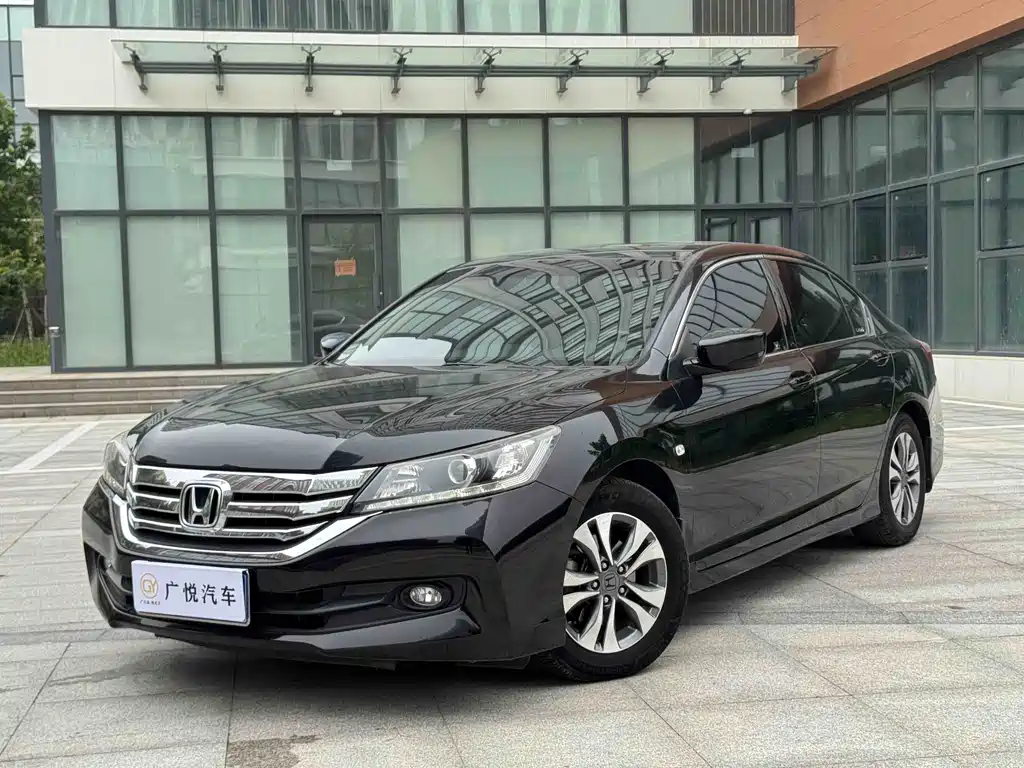 Honda Accord 2014 — фото 1