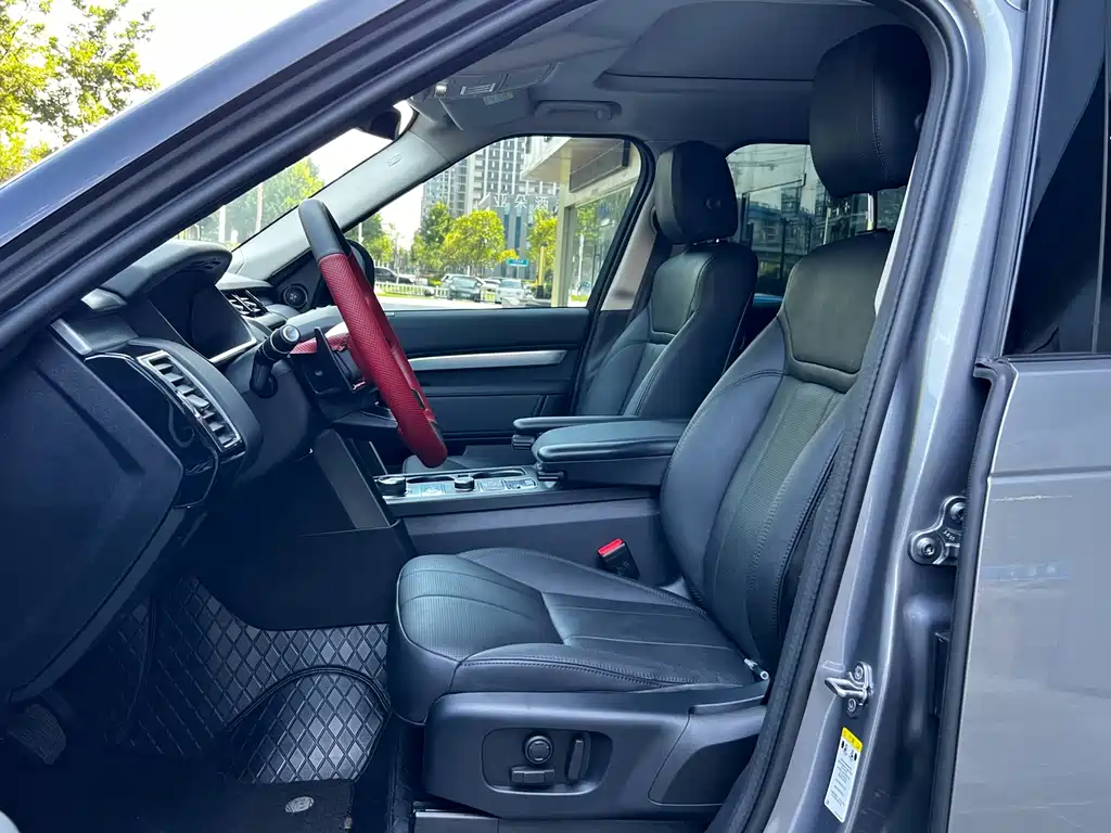Land Rover Discovery 2020 — фото 10
