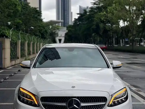 Mercedes-Benz C-Class 2019