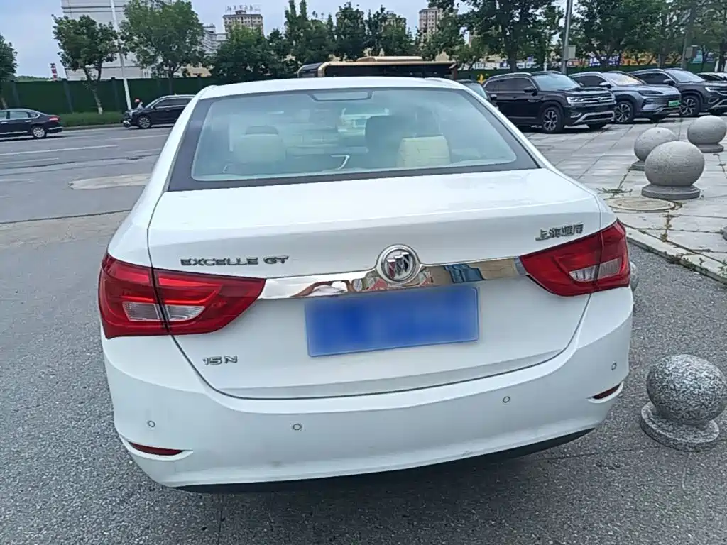 Buick Excelle 2016