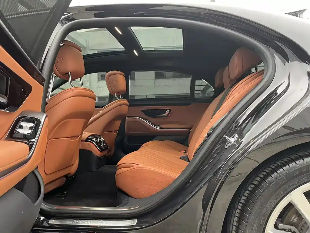 Mercedes-Benz S-Class 2023 — фото 6