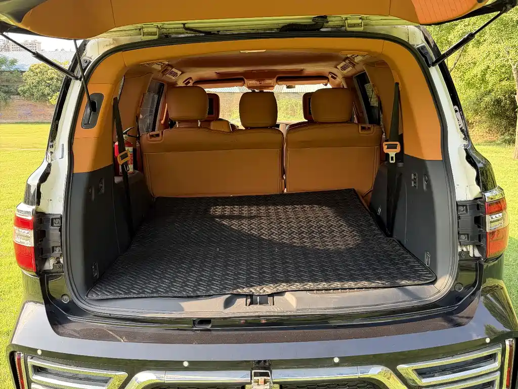 Nissan Patrol 2020 — фото 15