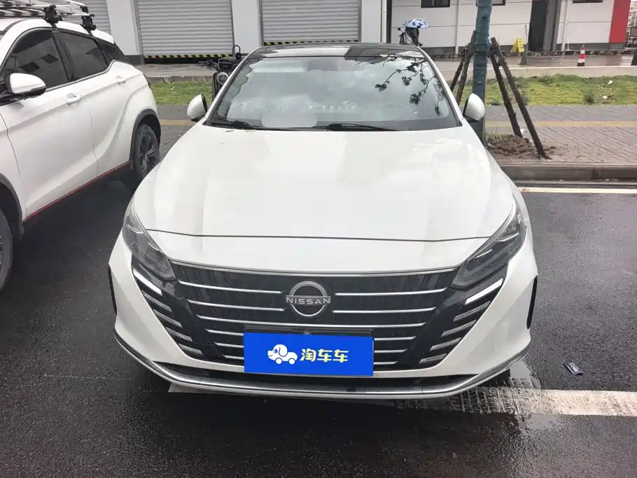 Nissan Teana 2025