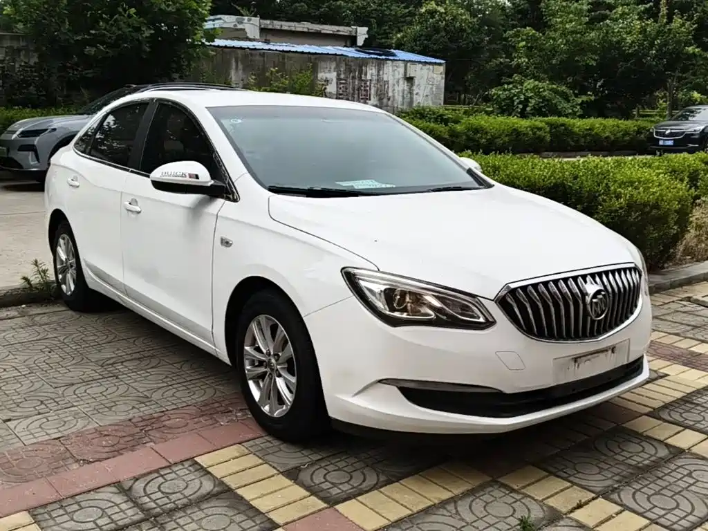 Buick Excelle 2016 — фото 4