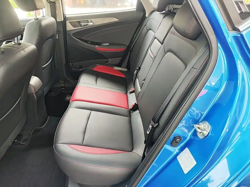 Changan Eado XT 2017 — фото 17