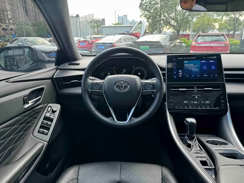 Toyota Avalon 2022 — фото 17
