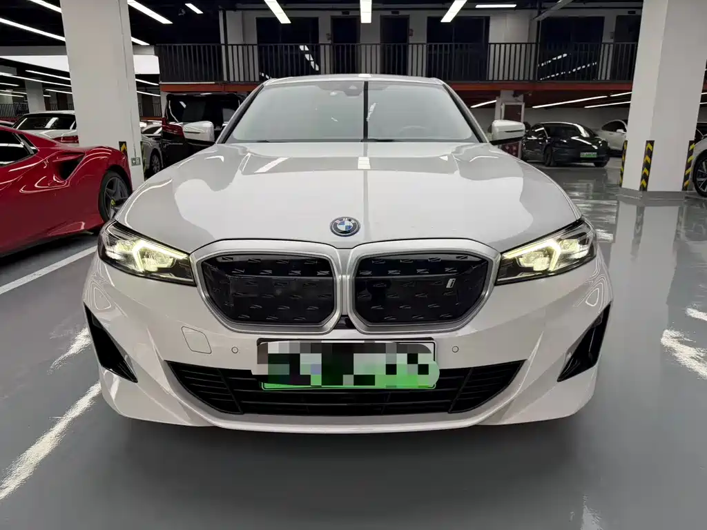 BMW i3 2024
