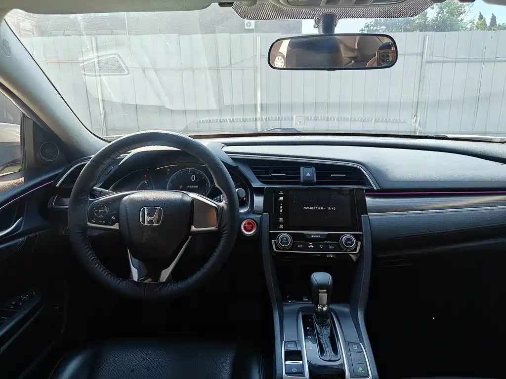Honda Civic 2020 — фото 13