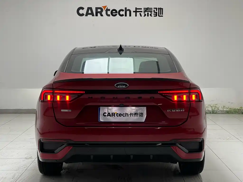 Ford Mondeo 2022 — фото 13