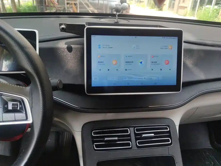 BYD Qin PLUS 2023 — фото 13