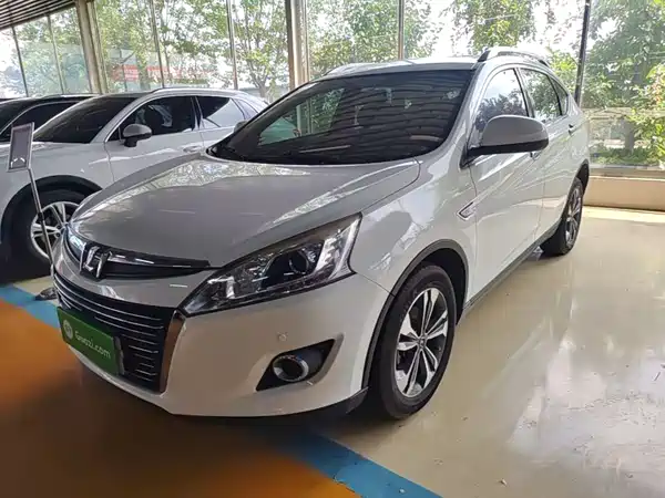 Luxgen You6 SUV 2016