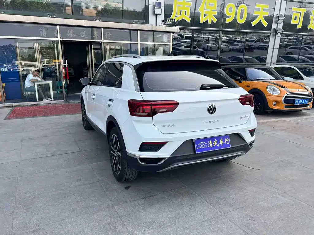 Volkswagen T-Roc 2021 — фото 11