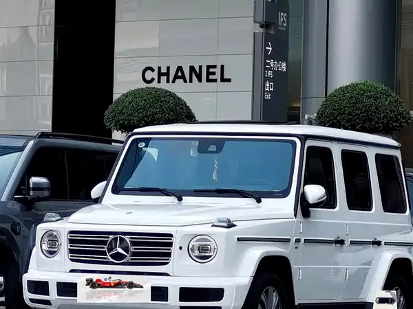 Mercedes-Benz G-Class 2024