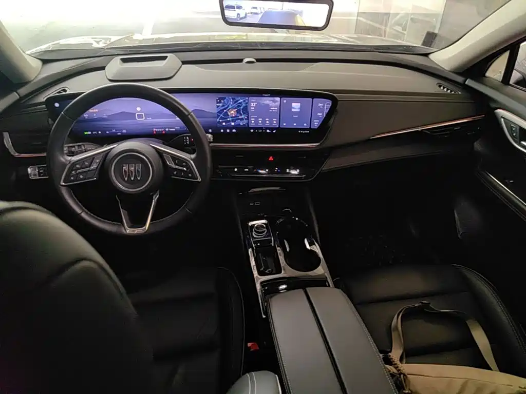 Buick Envision Plus 2024 — фото 3