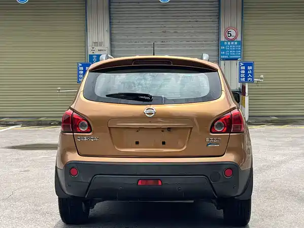 Nissan Qashqai 2015