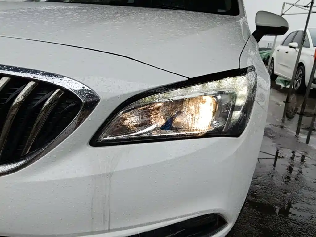 Buick Verano 2017 — фото 24