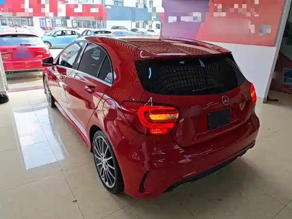 Mercedes-Benz A-Class 2015
