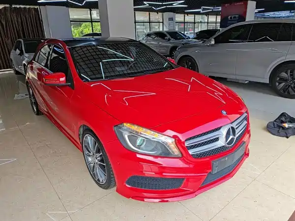 Mercedes-Benz A-Class 2015