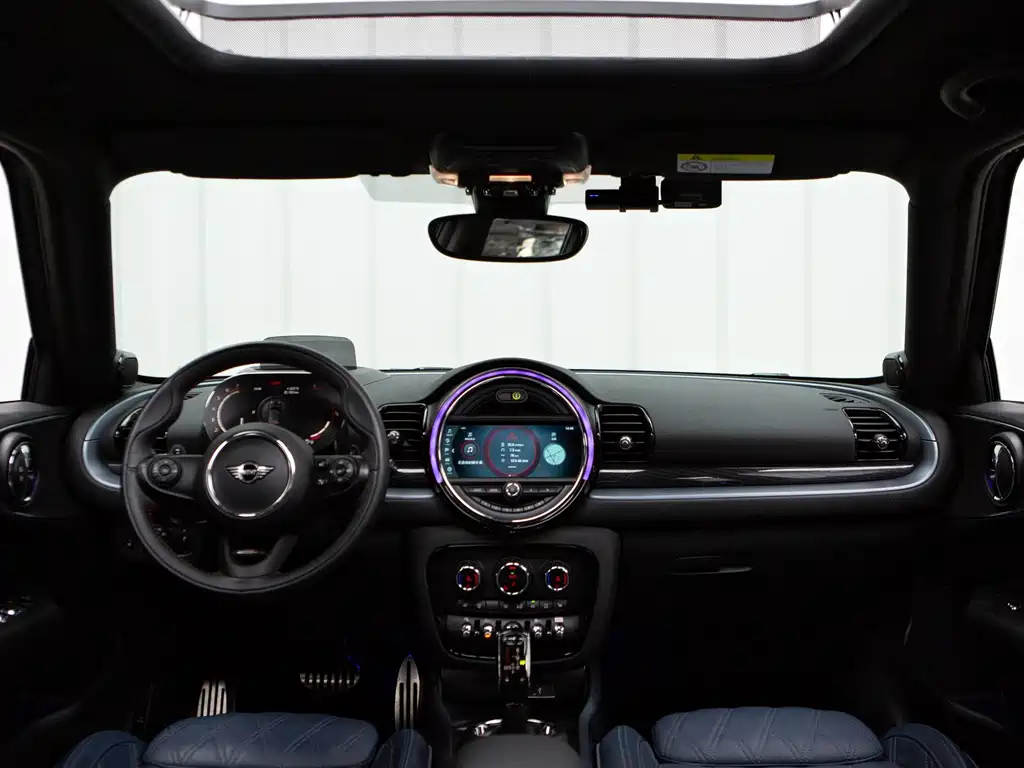 MINI JCW CLUBMAN 2020 — фото 8