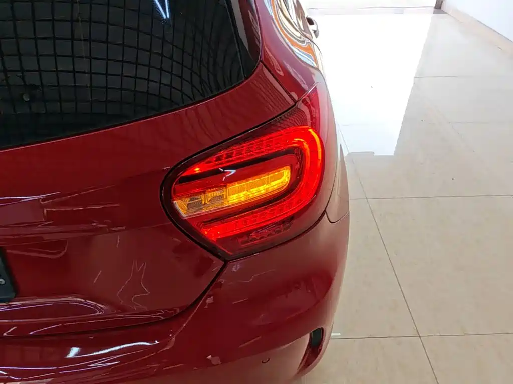 Mercedes-Benz A-Class 2015 — фото 8