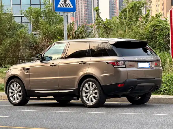 Land Rover Range Rover Sport 2016
