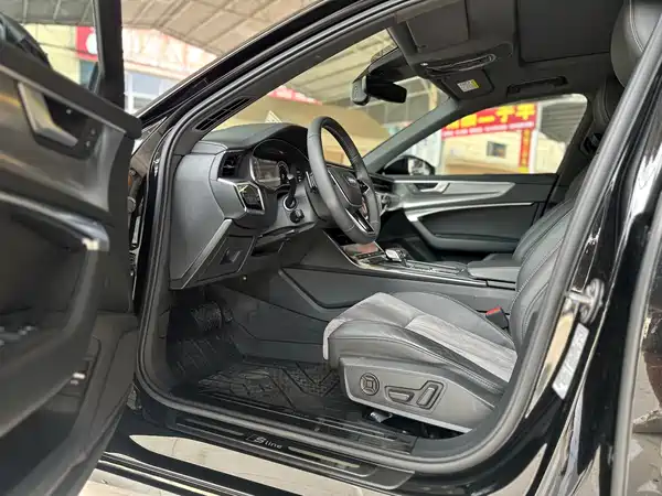 Audi A6L 2020