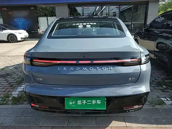 Leapmotor B01 2025