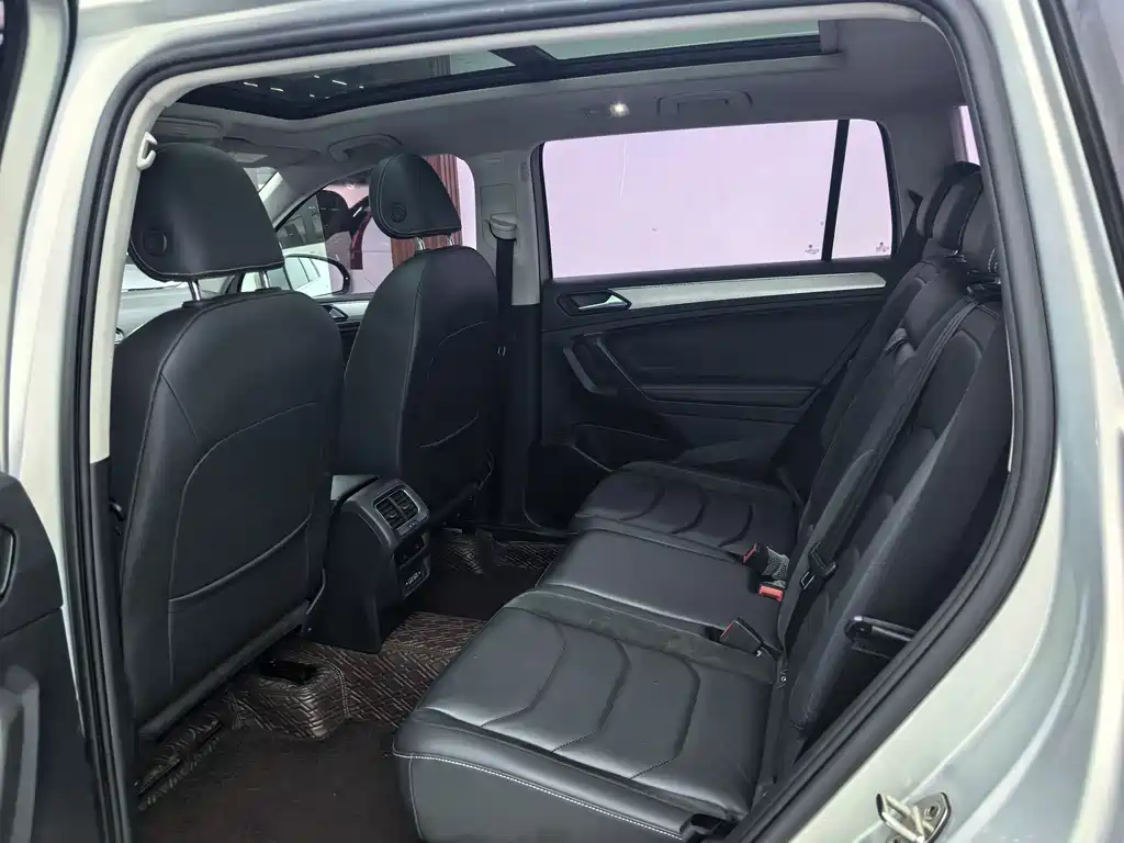Volkswagen Tiguan L 2019