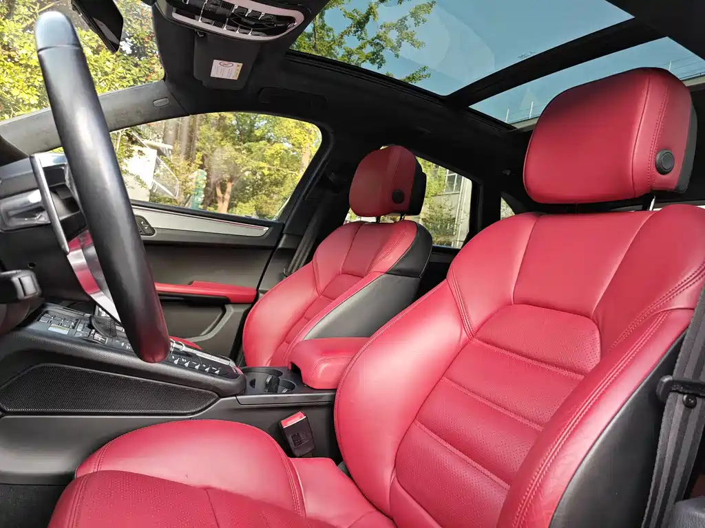 Porsche Macan 2015 — фото 26