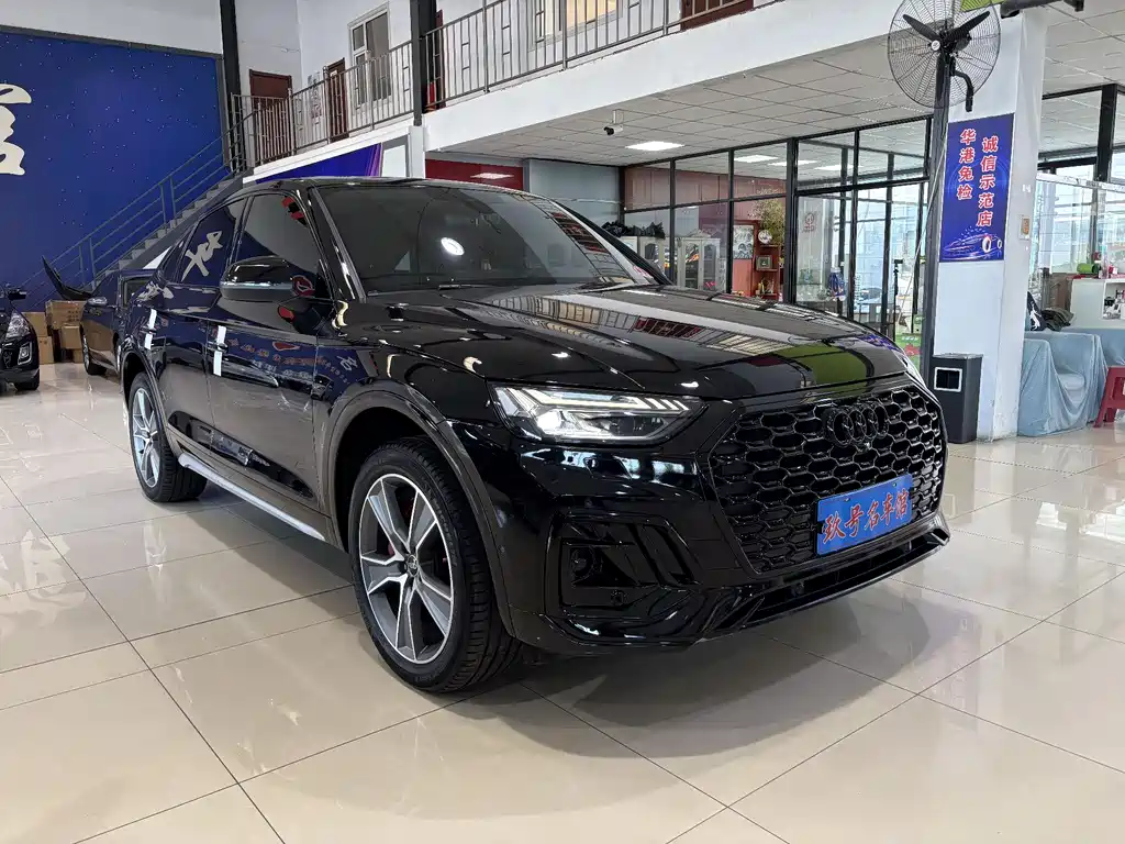 Audi Q5L Sportback 2022 — фото 2