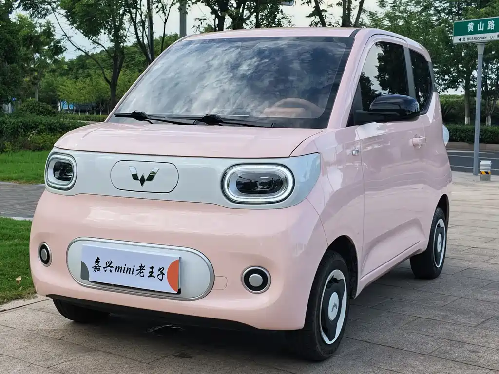 Wuling Hongguang MINIEV 2025