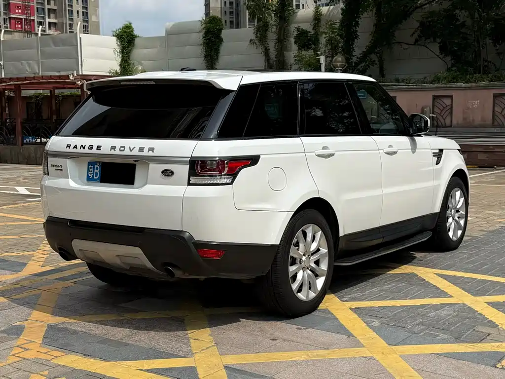 Land Rover Sport 2014 — фото 11
