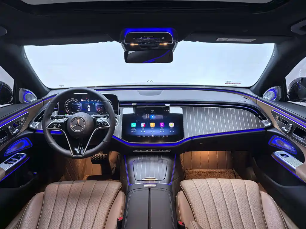 Mercedes-Benz E-Class 2025 — фото 10