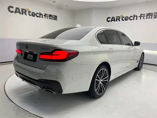 BMW 5 Series 2021