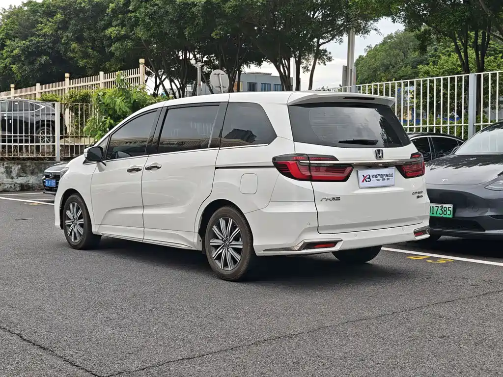 Honda Odyssey 2023 — фото 14