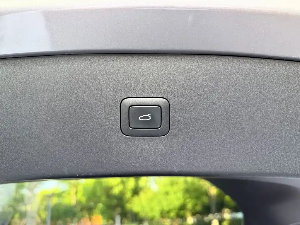 Xiaomi YU7 2025 — фото 11