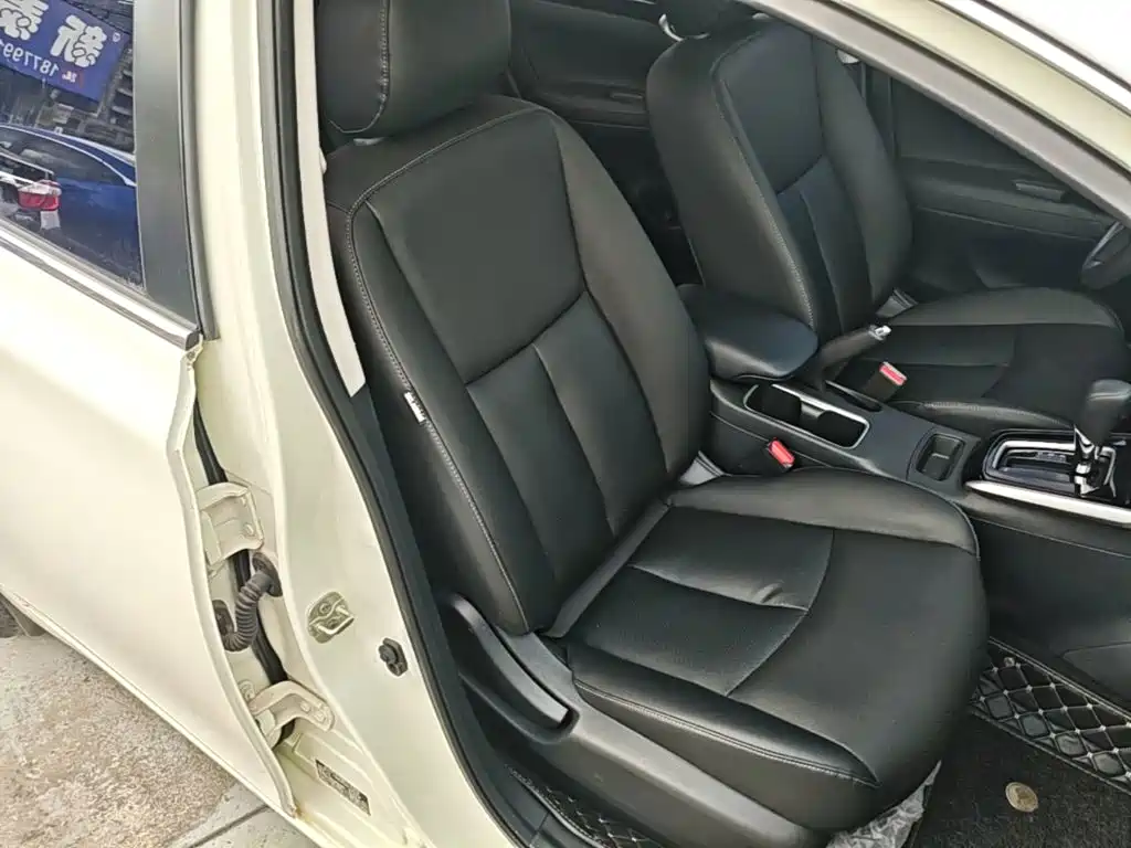 Nissan Sylphy 2022 — фото 25