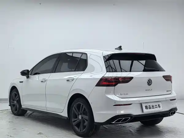 Volkswagen Golf 2023