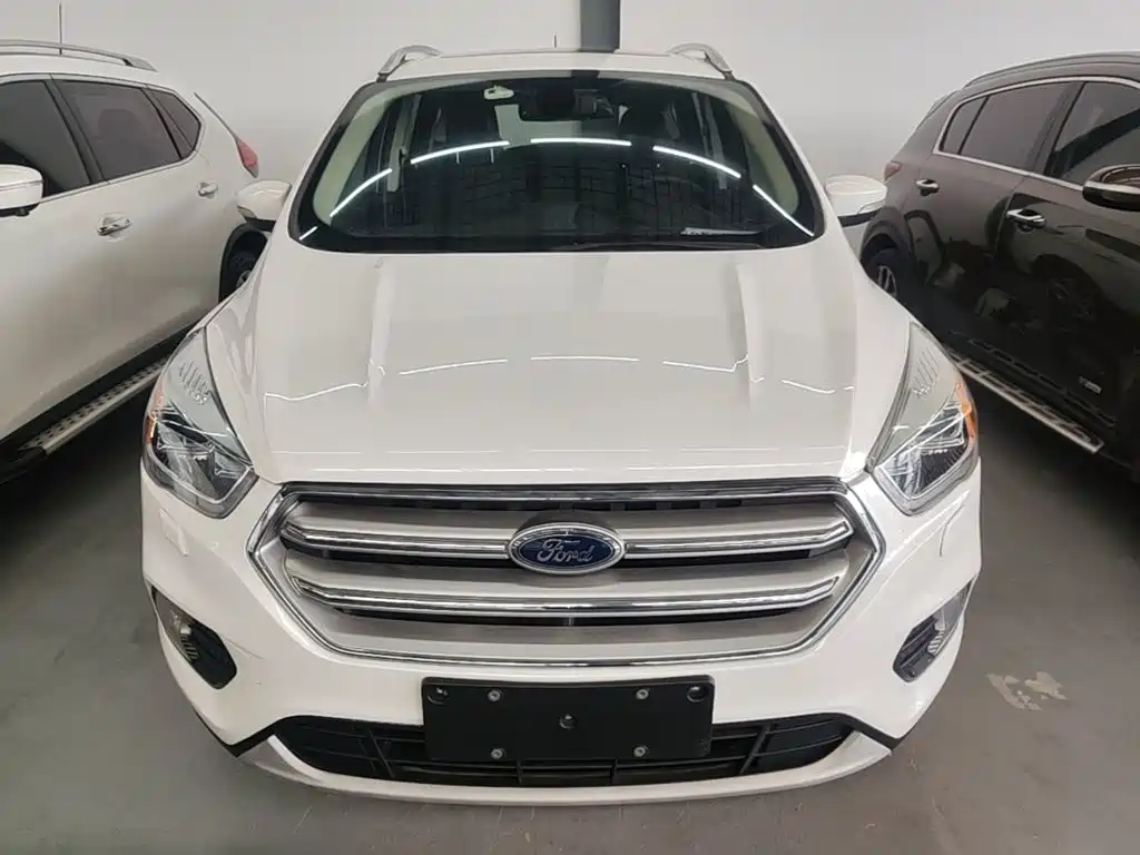 Ford Kuga 2018 — фото 3