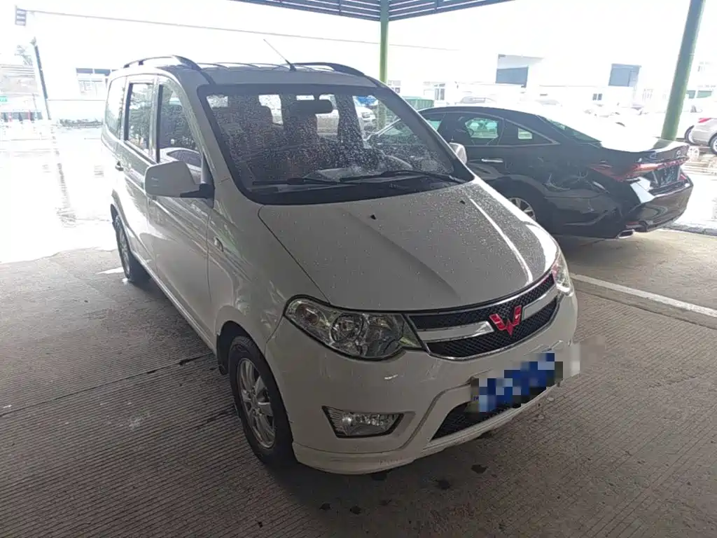 Wuling Hongguang 2019 — фото 4