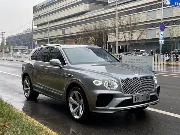 Bentley Bentayga 2021