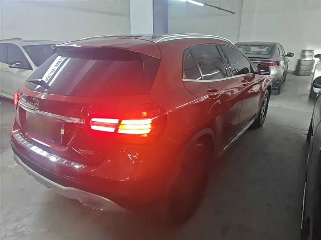 Mercedes-Benz GLA 2018 — фото 7