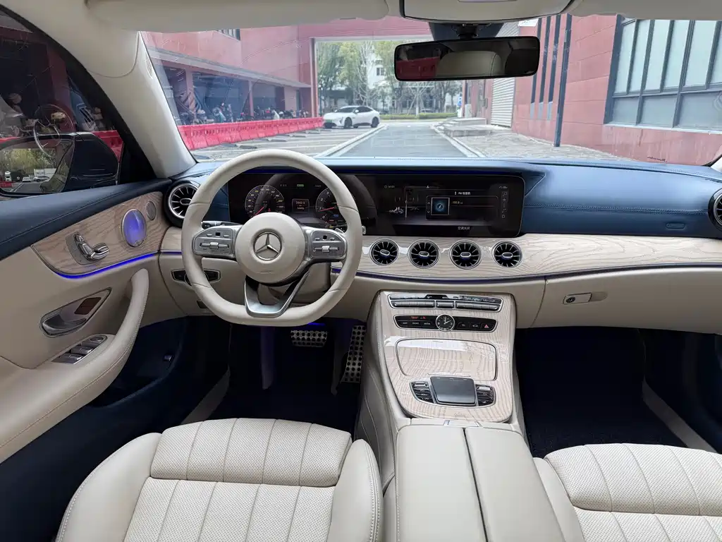 Mercedes-Benz E-Class 2020 — фото 16