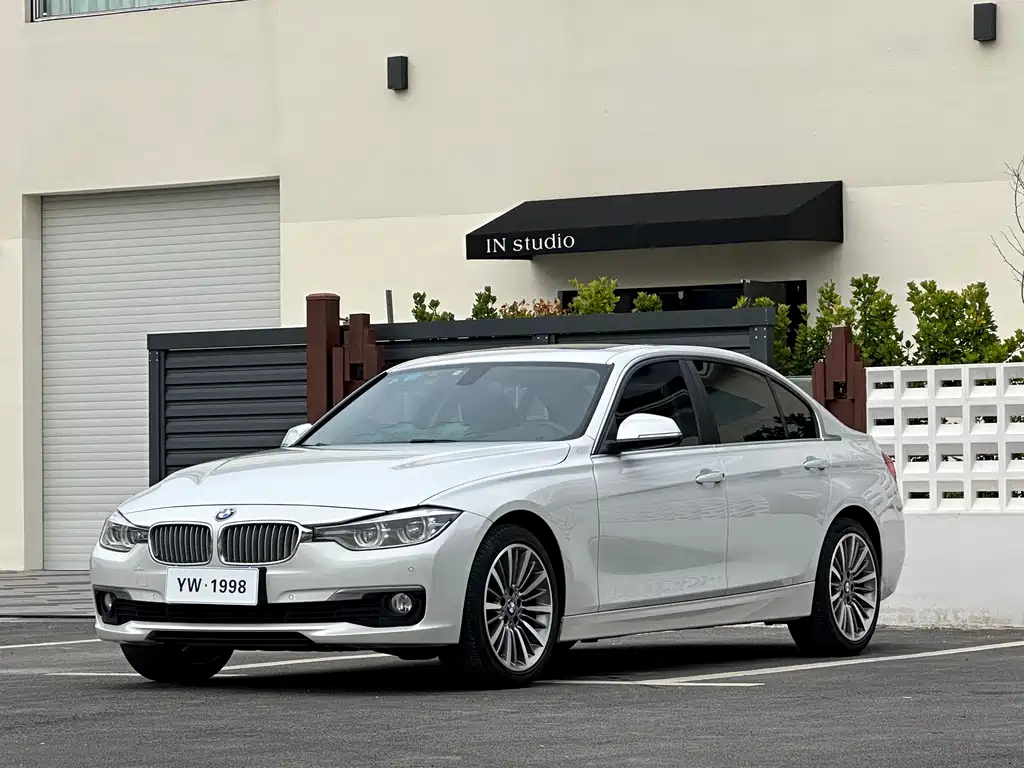 BMW 3 Series 2019