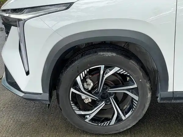 Geely Boyue 2024